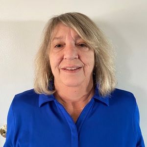 Meet your Posher, Deb